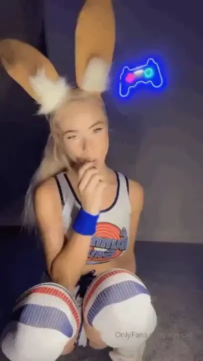 What s up doc tip 20 now for day 3 of 31 days of halloween lola bunny 