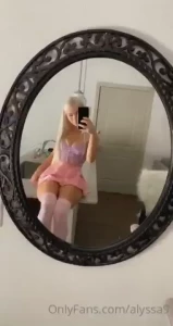 Tongue kiss my pussy