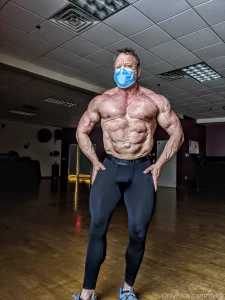 Who likes leggings part 2