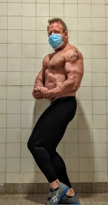 Who likes leggings part 9