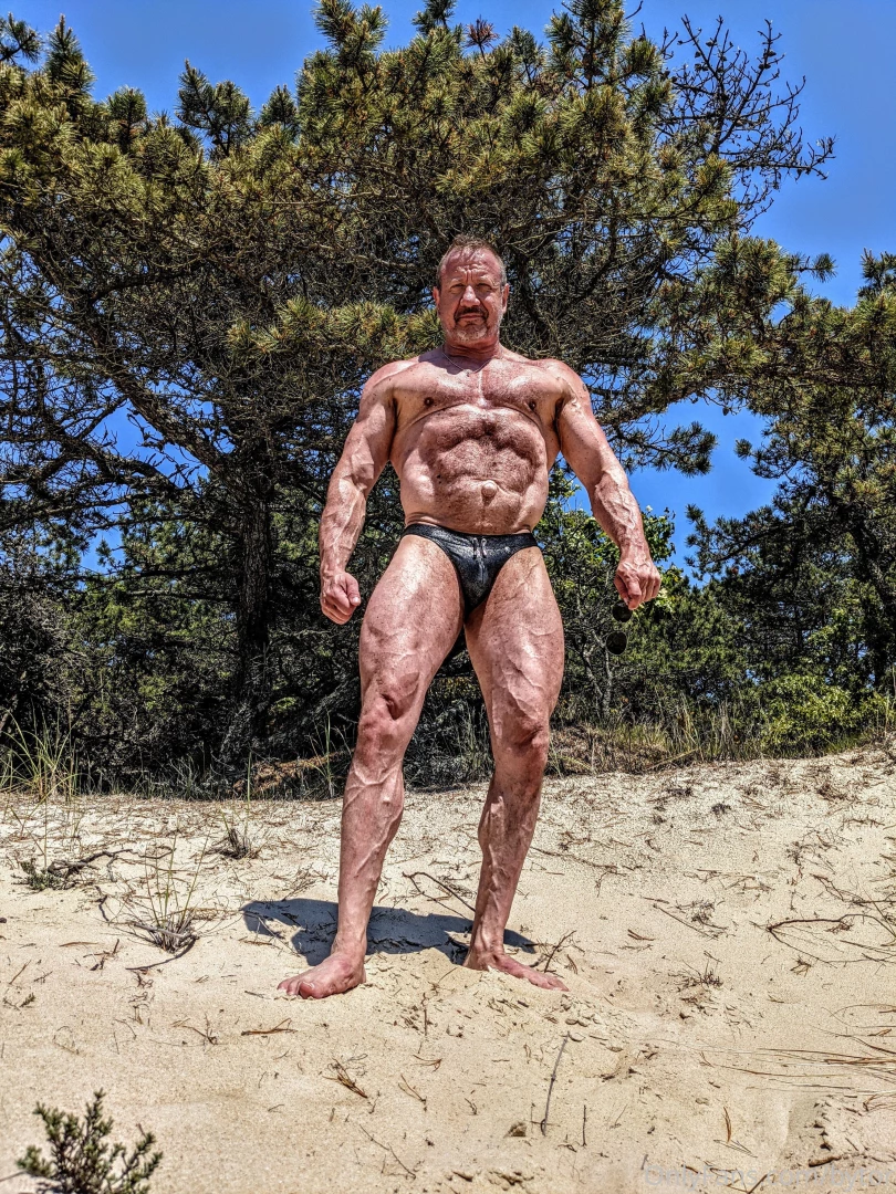 I need someone to apply sunscreen part 6 