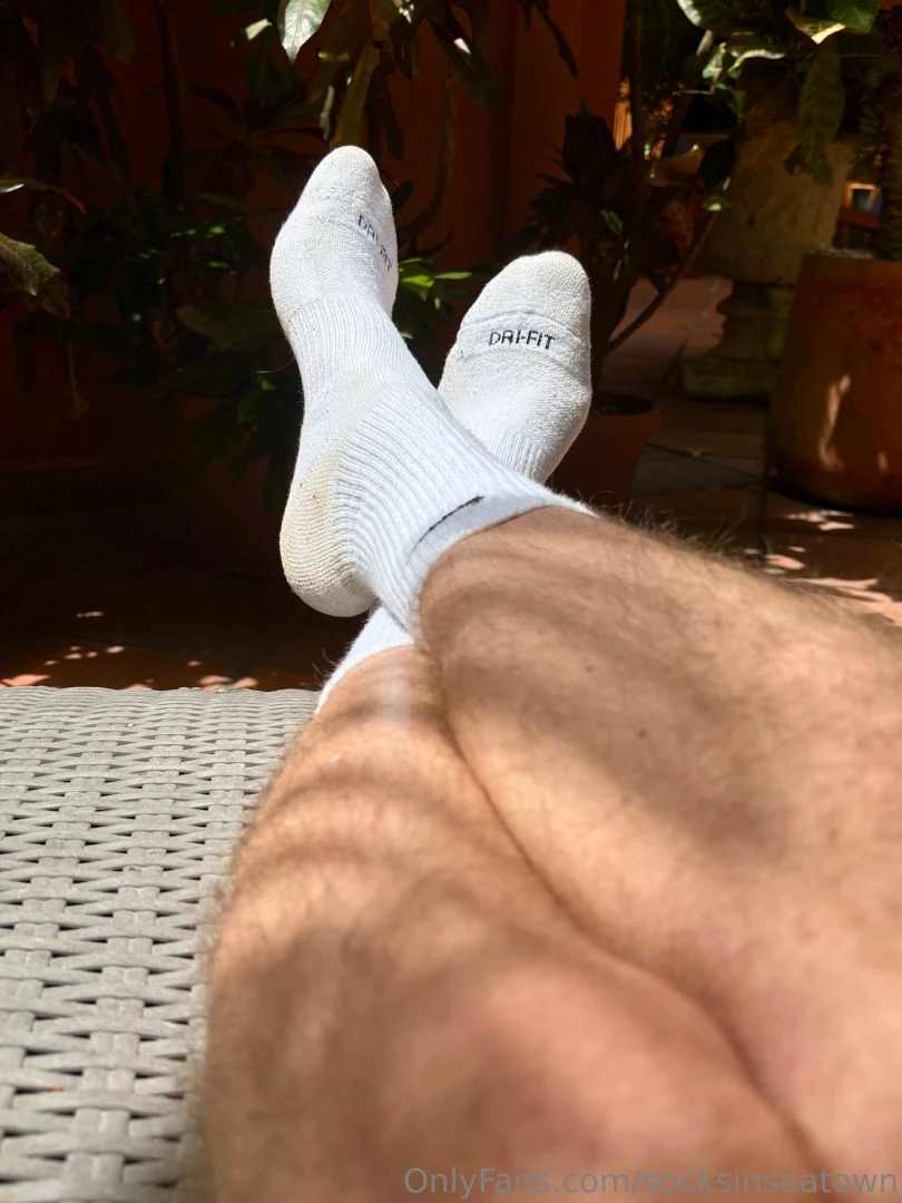 Dirty and sweaty post-hike socks in the humidity of panama part 1 