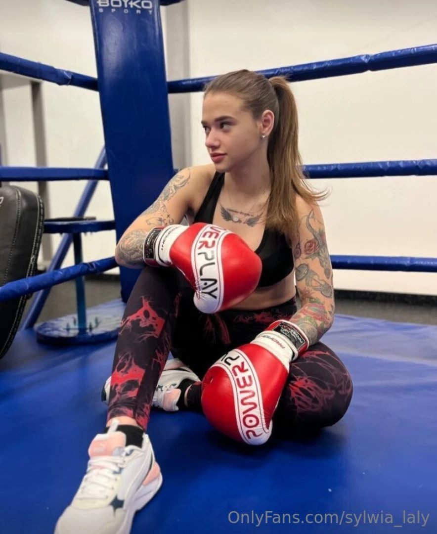 She elinkashy needs your cock more than ever this beauty will play part 16 