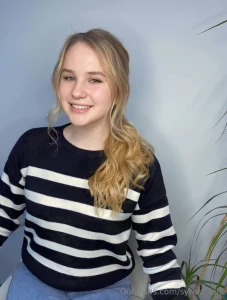 She natalie_soulmate is free today for you free busty hottie part 20