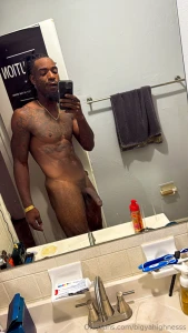 1 6k subs everybody drop 5 dollar if you would eat that dick leave