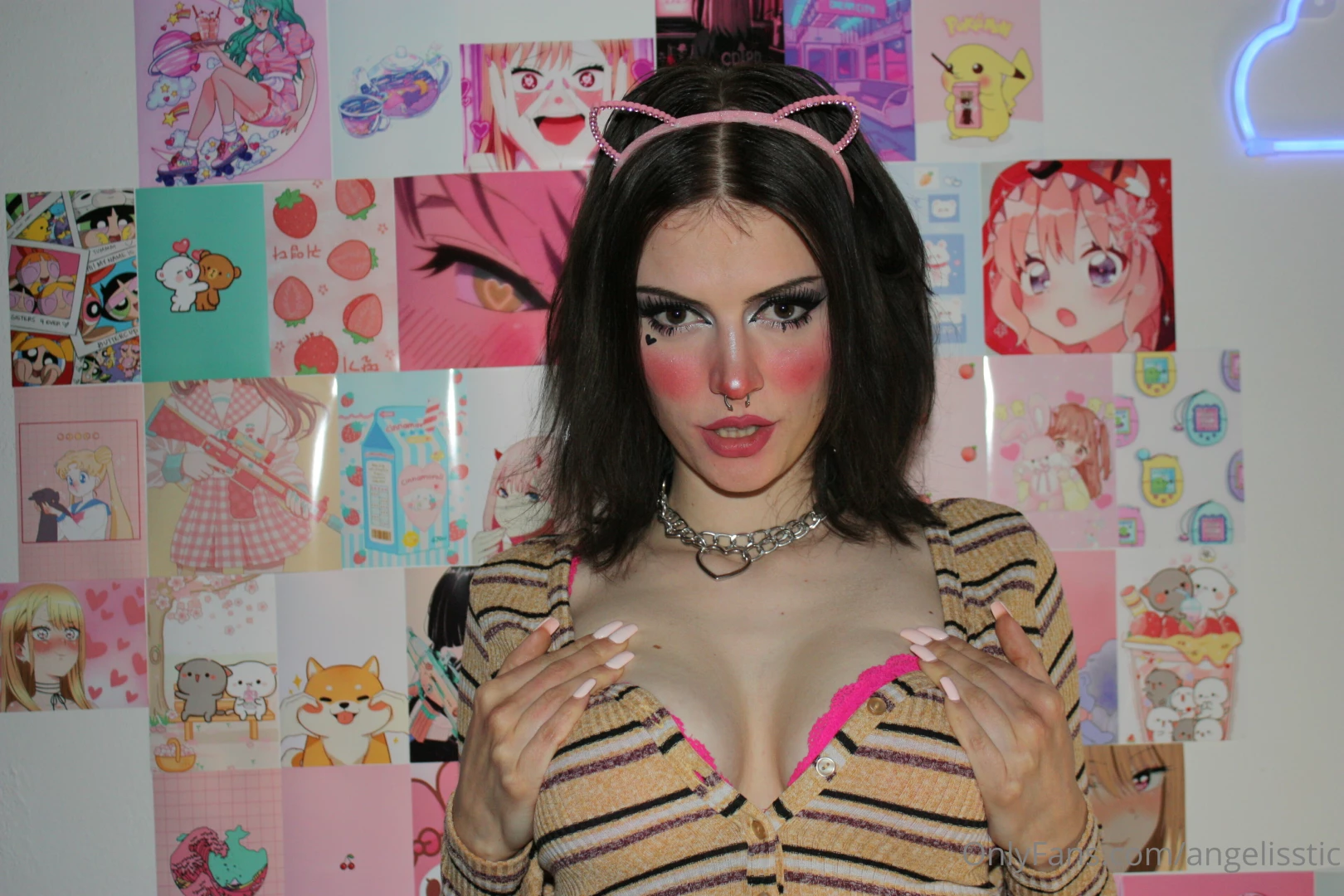 Good girls do as they re told 