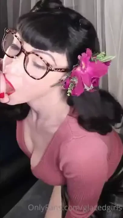 Yummy new preview from luxrosewood and mr dongle please like if you 