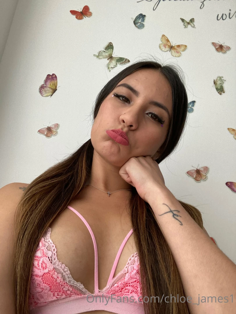 Bored come and make me horny 