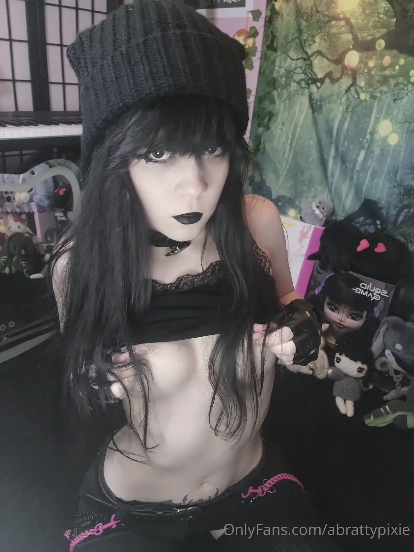 Can you stare at my boobs if i glare at you like this 3 