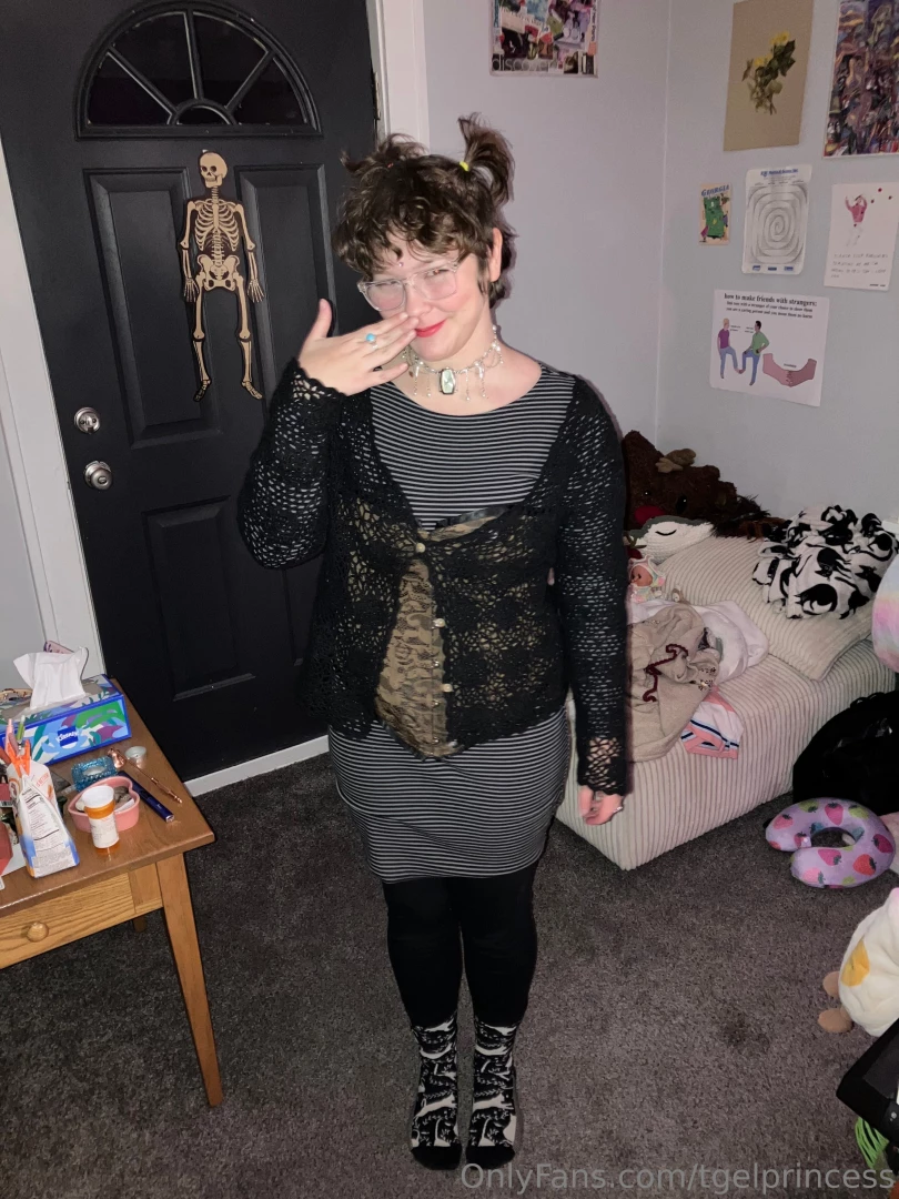 Hi i dressed up purty last night 3 part 4 