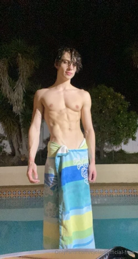 Throwback to 18 year old me part 1 
