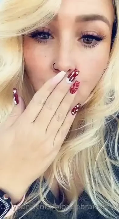 Good afternoon sweet thangs sorry it wasn t a good mental weekend but 