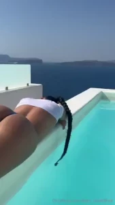 Waiting at the pool for you