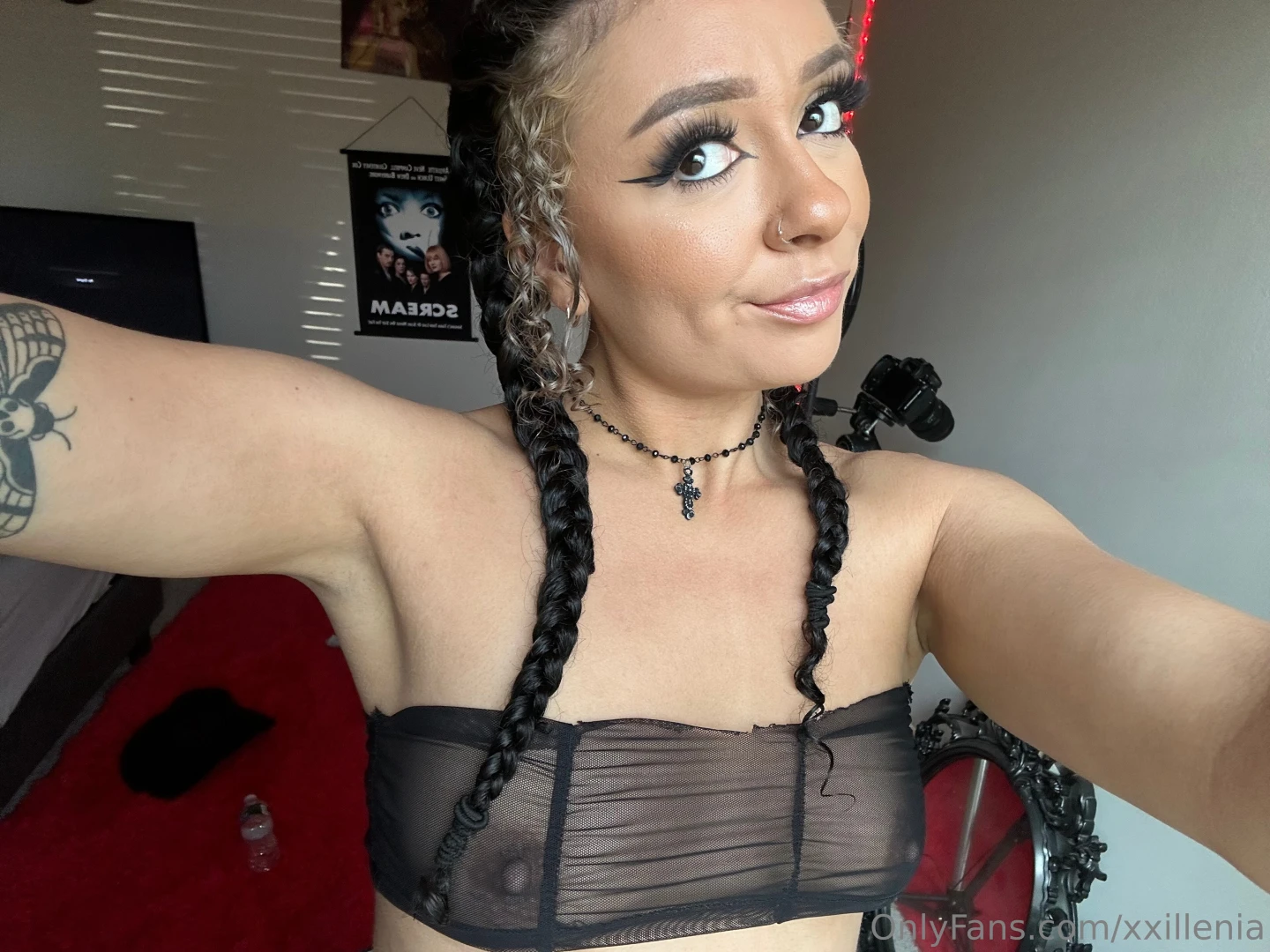 Oooops you can see my nipples hehe part 1 