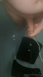 Its a freaking cum minigun no mercy for my cock