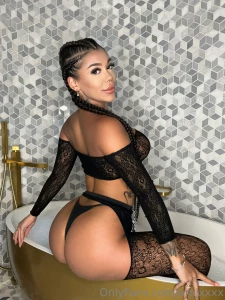 Good evening are you ready for a bubble bath