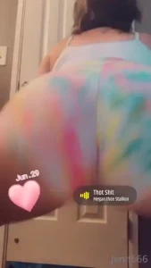 A little jiggle for your day