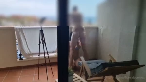 Nuovo video completo scopata in terrazzo oggi vi regalo un video