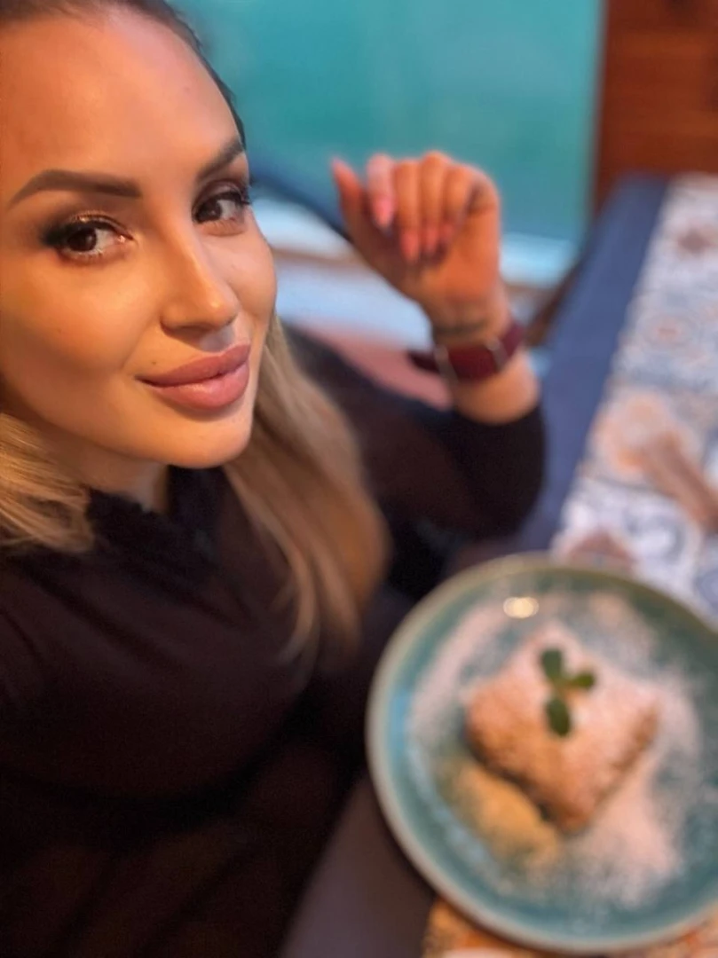 Do you like sweets i ll treat you 