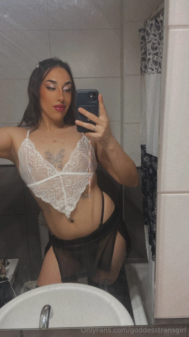 Do you like to see me in this very natural version 