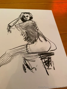Everyone keeps drawing me my part 4