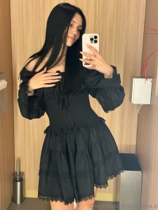 I m curious to know your opinion on this dress does it suit me i value