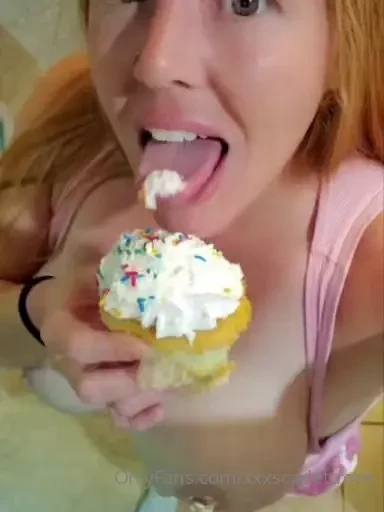 Good mornin cupcake 