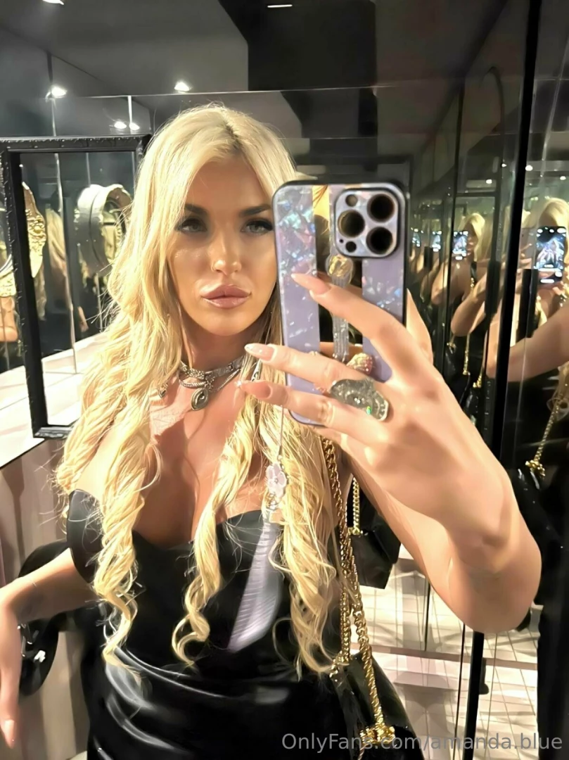 I want to get crazy with you today message me and i will take this off 