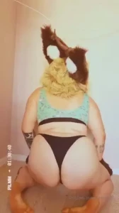 Can i ask for 10 likes for this thicc booty to release full vid let me