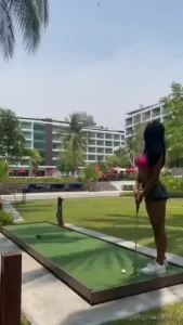 Relaxing day in hua hin by the pool and playing som golf i hope all my part 1