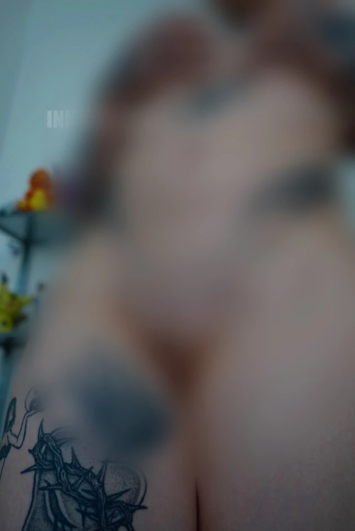 Leicht haarige pussy und arsch closeup pussy arsch 