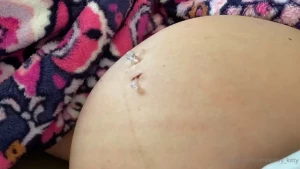 Throwback belly movements