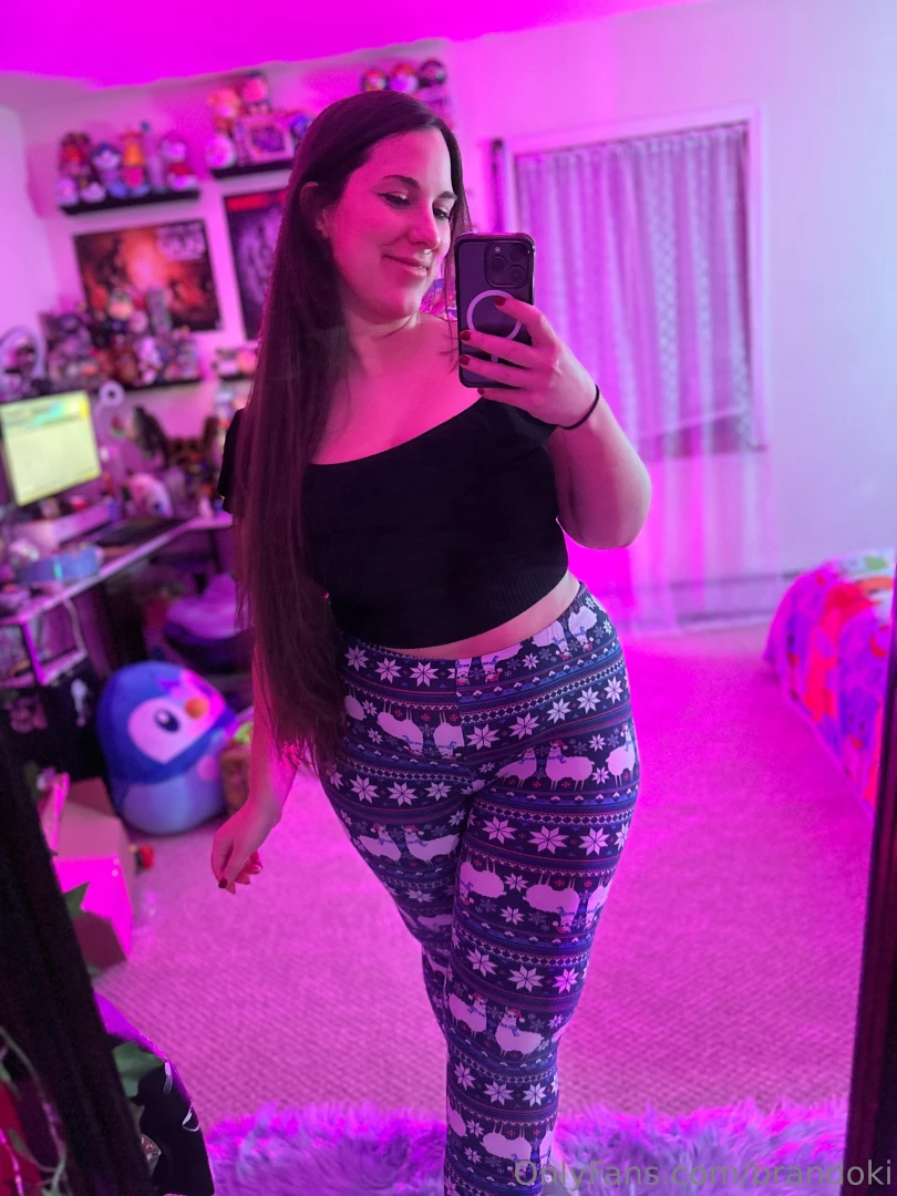 Enjoy a freebie selfie drop part 30 