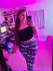 Enjoy a freebie selfie drop part 10