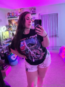 Enjoy a freebie selfie drop part 23
