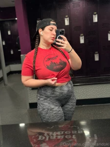 Enjoy a little gym selfie drop from today part 1