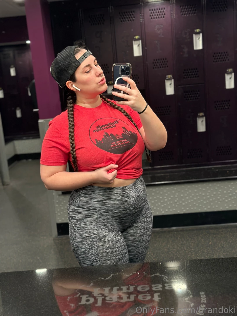 Enjoy a little gym selfie drop from today part 2 