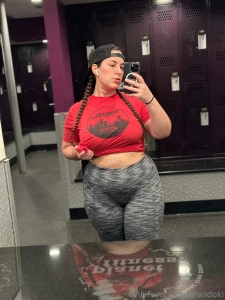 Enjoy a little gym selfie drop from today part 4