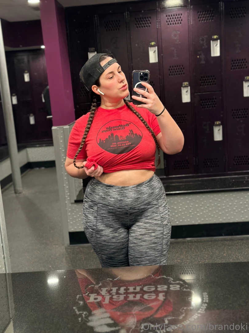 Enjoy a little gym selfie drop from today part 5 