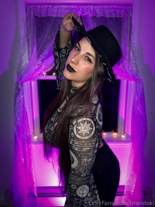 Drop a comment below if you want more photos from this set part 1