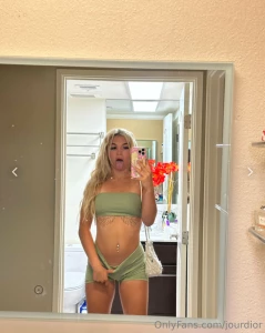 Add my bestfriend hannahcrawford18 she is going live right now with part 3