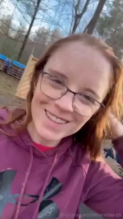 Your favorite redhead is feeling extra dirty after working outside can 