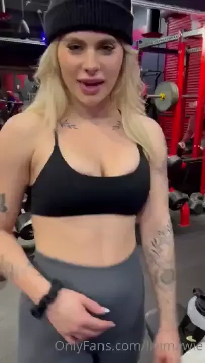 8pm pst going live daddy will you be there should i bring a guest 