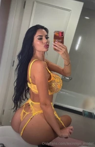 Follow this hottie yvonne_bar her page is free https onlyfans com