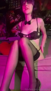 Nylon stockings turn me on so fucking much