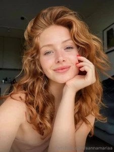 Omg viki_vii wants you i heard this slut likes hard cocks don t miss part 106