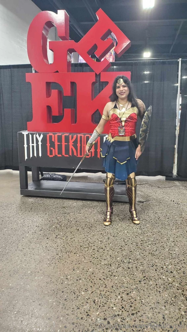 Me cosplaying as wonder woman at a convention last year any tips will part 1 