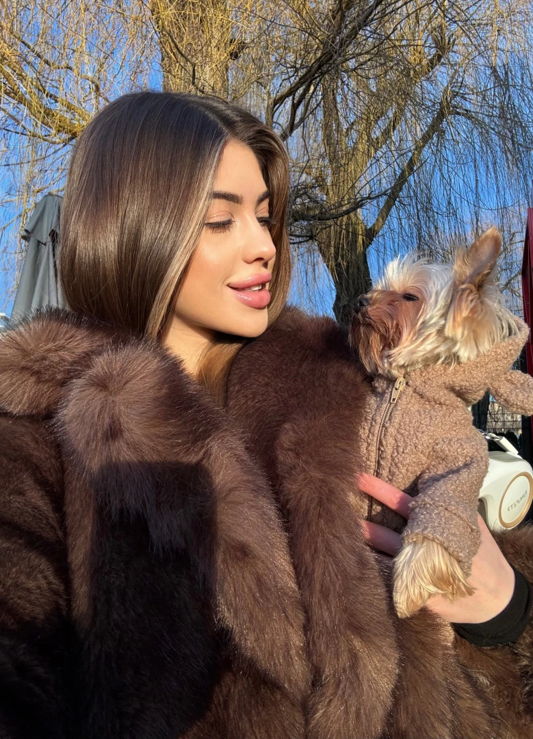 Took molly for a walk today and honestly it was exactly what i needed 