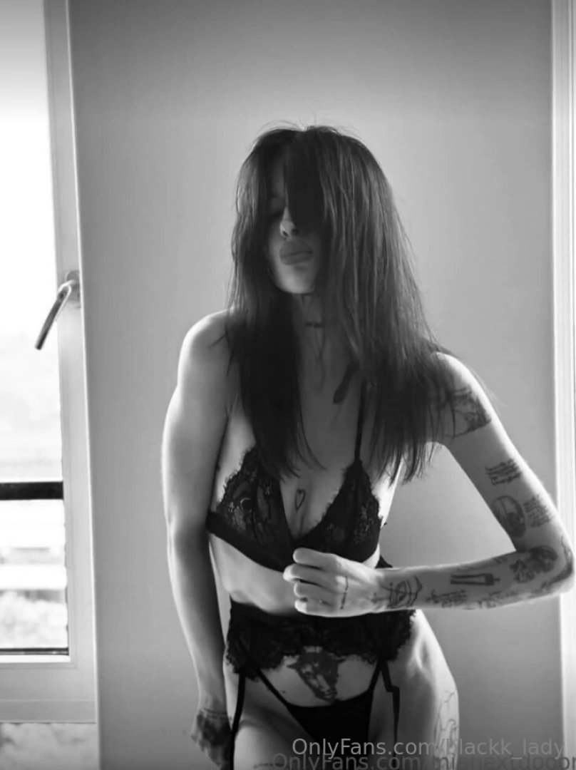 Mianextdooor she wants to get fucked hard can you help her part 392 