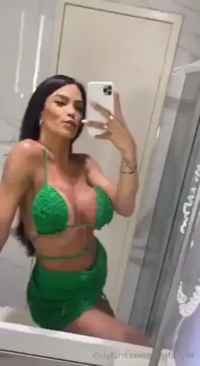 This horseprincess will blow your mind with her gorgeous body and huge part 2 